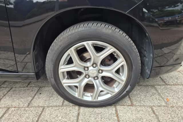 Mitsubishi Outlander (2014) thumbnail 4
