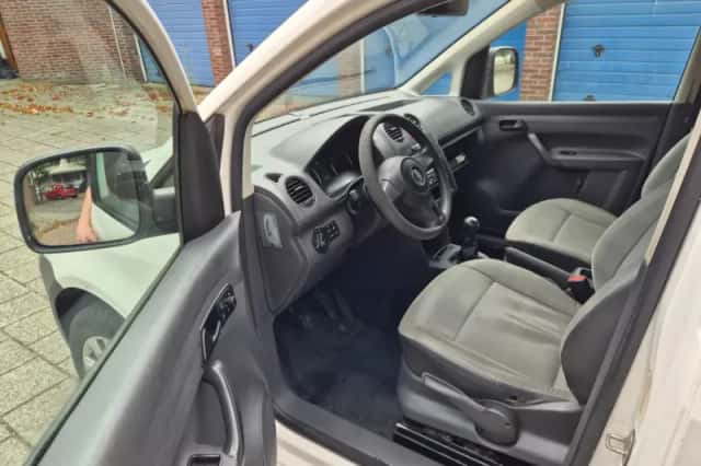 Volkswagen Caddy (2014) thumbnail 6