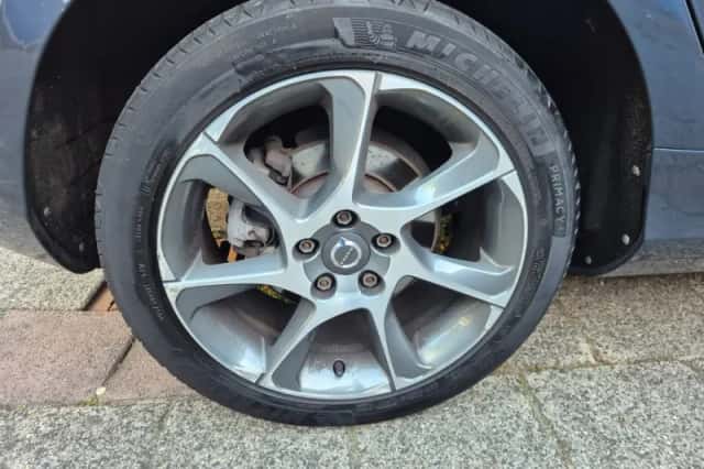 Volvo V40 (2016) thumbnail 6