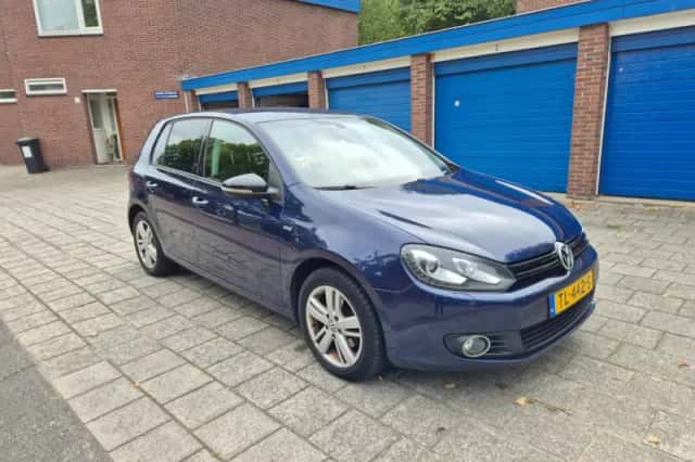 Volkswagen Golf (2012) thumbnail 1