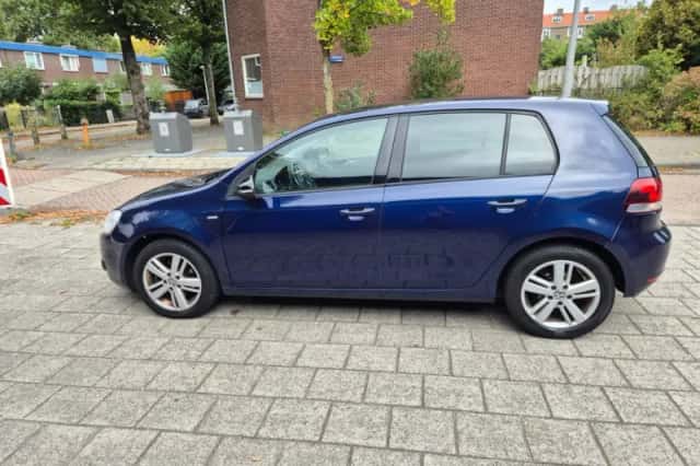 Volkswagen Golf (2012) thumbnail 6