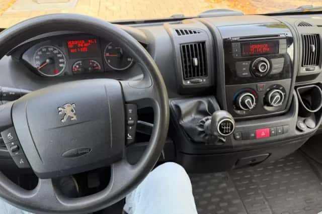 Peugeot Boxer (2013) thumbnail 6