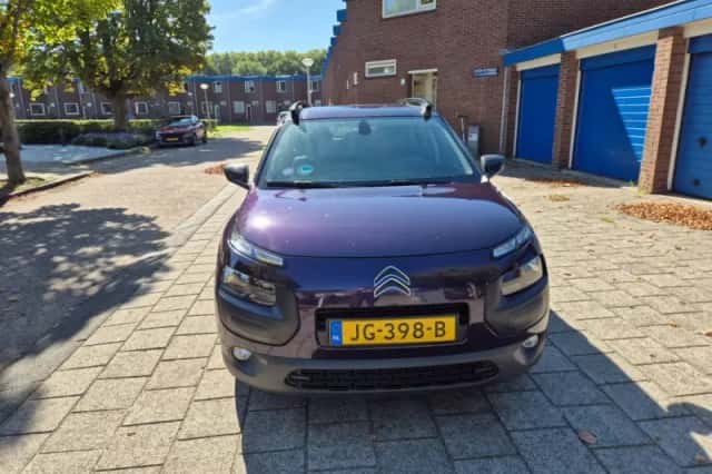 Citroën C4 Cactus (2016) thumbnail 2