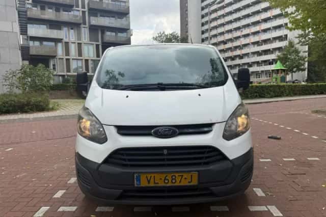 Ford Transit Custom (2014) thumbnail 2