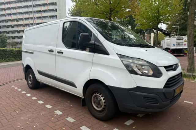Ford Transit Custom (2014) thumbnail 3