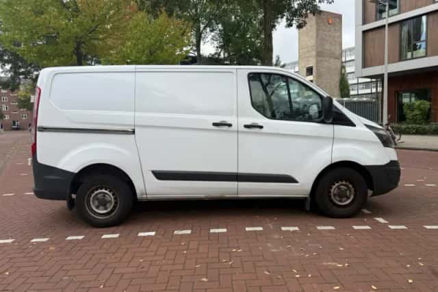 Ford Transit Custom (2014) thumbnail 4