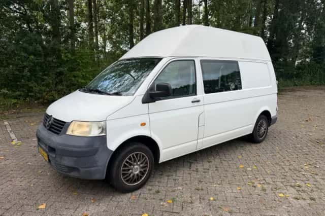 Volkswagen Transporter (2007) thumbnail 1