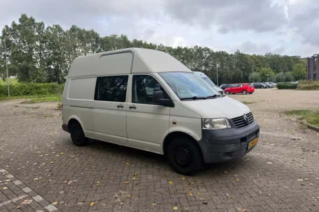Volkswagen Transporter (2007) thumbnail 6