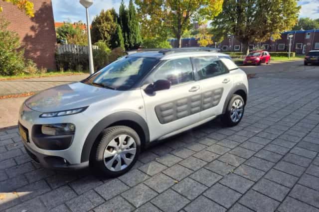 Citroën C4 Cactus (2016) thumbnail 1