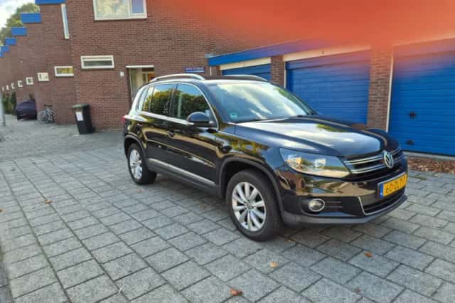 Volkswagen Tiguan (2013) thumbnail 5