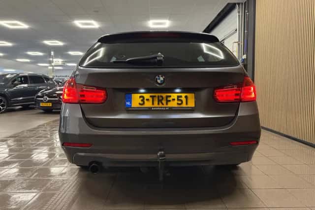BMW 3-Serie (2014) thumbnail 4