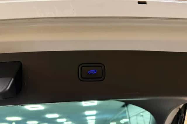 Hyundai Tucson (2015) thumbnail 6