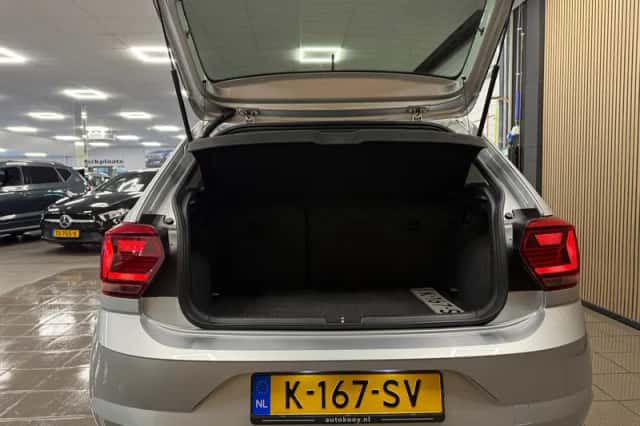 Volkswagen Polo (2021) thumbnail 5