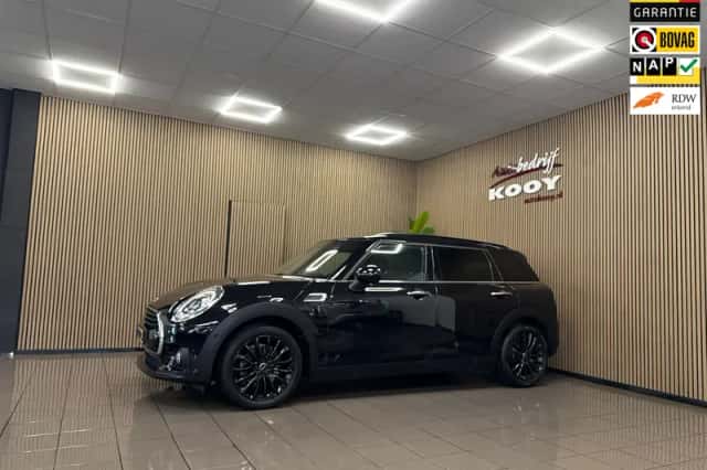 MINI Clubman (2018) thumbnail 1
