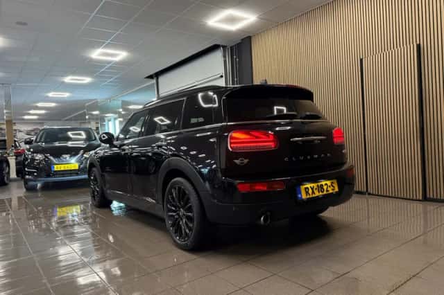 MINI Clubman (2018) thumbnail 3