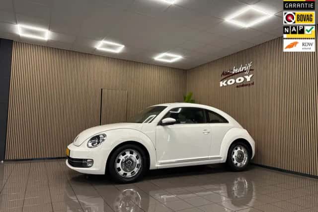 Volkswagen Beetle (2012) thumbnail 1