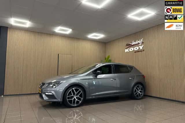 SEAT Leon (2018) thumbnail 1