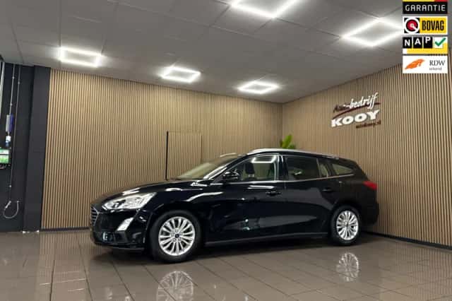 Ford Focus (2019) thumbnail 1