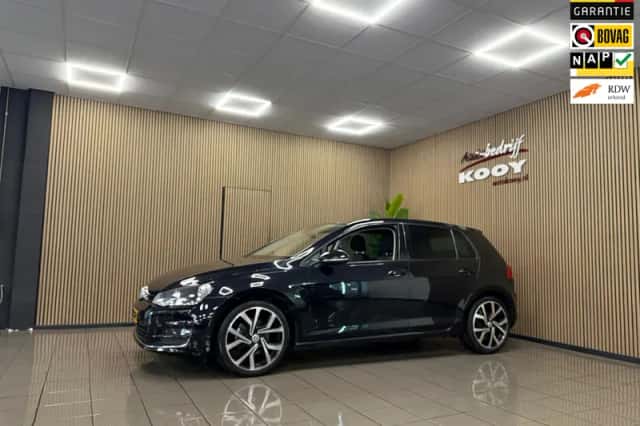 Volkswagen Golf (2013) thumbnail 1