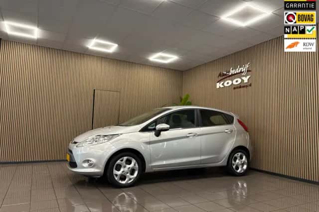 Ford Fiesta (2009) thumbnail 1