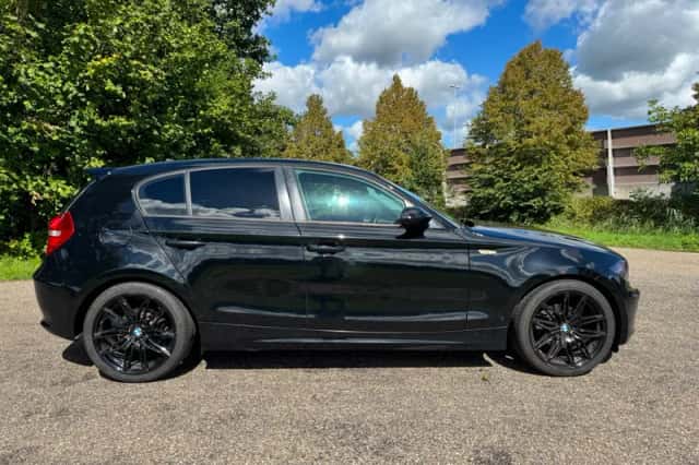 BMW 1-Serie (2008) thumbnail 2