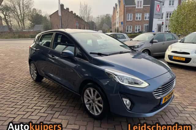 Ford Fiesta (2020) thumbnail 3