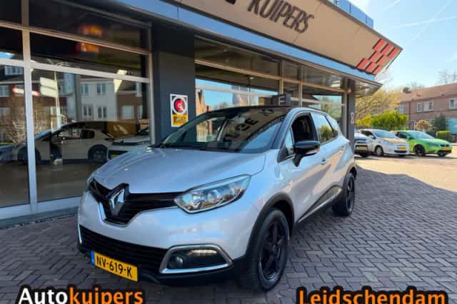 Renault Captur (2017) thumbnail 3
