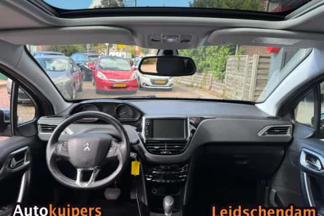 Peugeot 2008 (2015) thumbnail 5