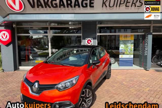 Renault Captur (2016) thumbnail 1