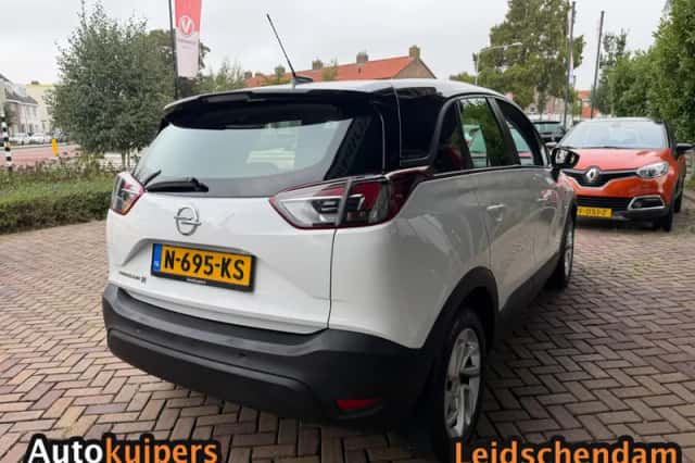 Opel Crossland X (2018) thumbnail 3