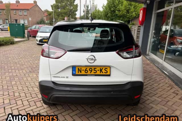 Opel Crossland X (2018) thumbnail 4