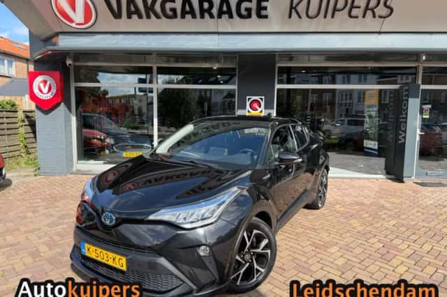 Toyota C-HR (2020) thumbnail 2