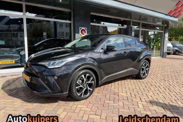 Toyota C-HR (2020) thumbnail 4