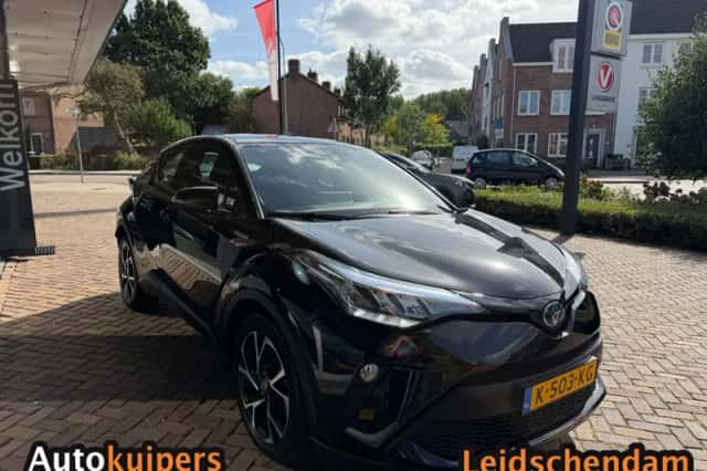 Toyota C-HR (2020) thumbnail 5