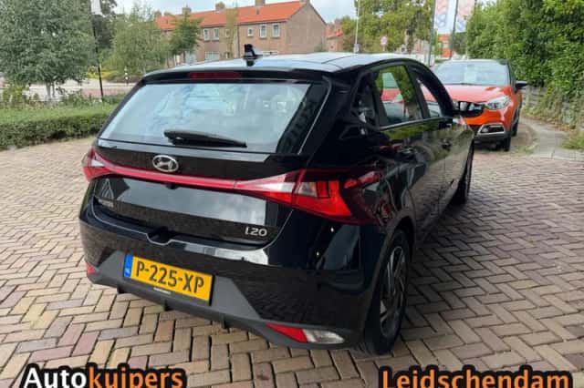 Hyundai i20 (2022) thumbnail 6