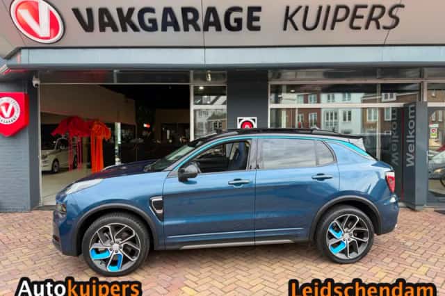 Lynk & Co 01 (2022) thumbnail 2