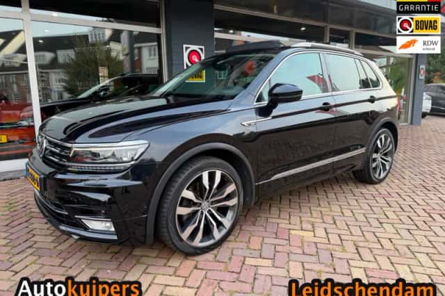 Volkswagen Tiguan (2017) thumbnail 1