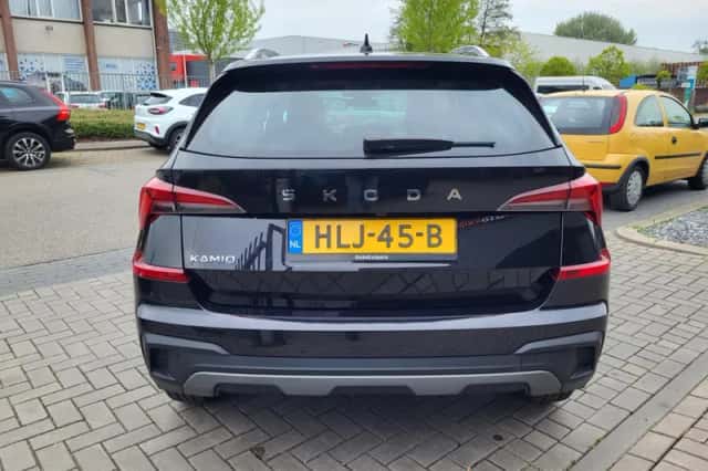 Škoda Kamiq (2024) thumbnail 4