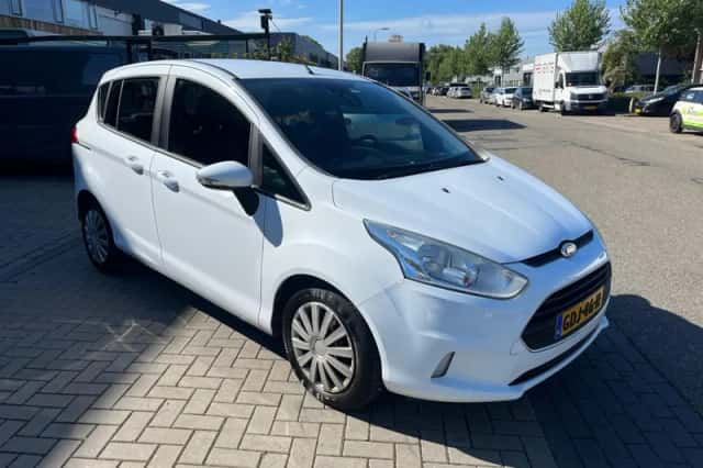 Ford B-Max (2013) thumbnail 6