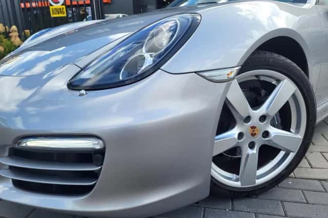 Porsche Boxster (2012) thumbnail 2