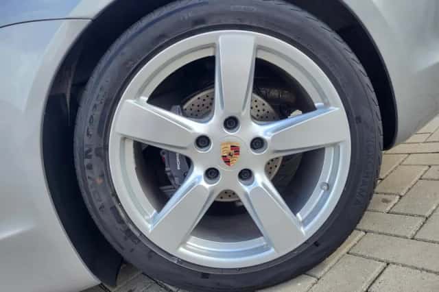 Porsche Boxster (2012) thumbnail 4