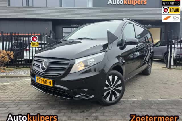 Mercedes-Benz Vito (2023) thumbnail 1