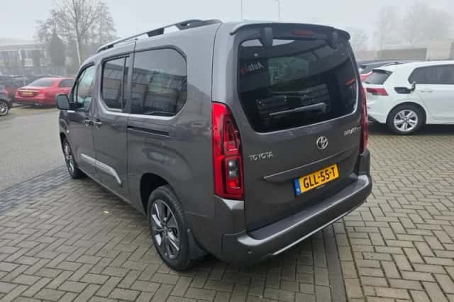 Toyota ProAce City Verso (2021) thumbnail 4