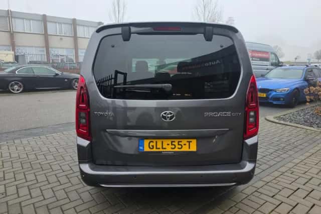 Toyota ProAce City Verso (2021) thumbnail 5