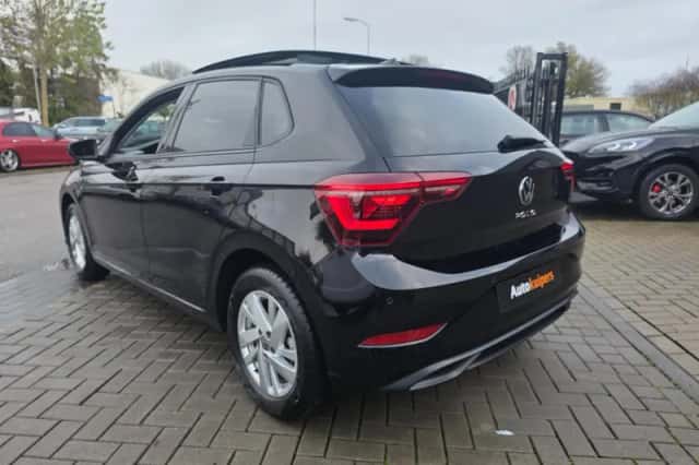 Volkswagen Polo (2023) thumbnail 5