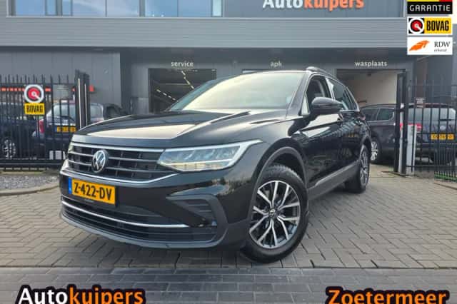 Volkswagen Tiguan (2023) thumbnail 1