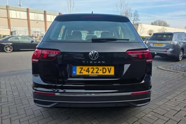 Volkswagen Tiguan (2023) thumbnail 6