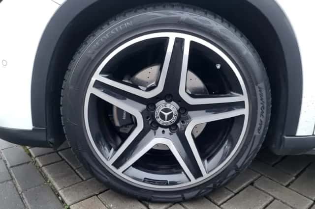 Mercedes-Benz GLA-Klasse (2019) thumbnail 3