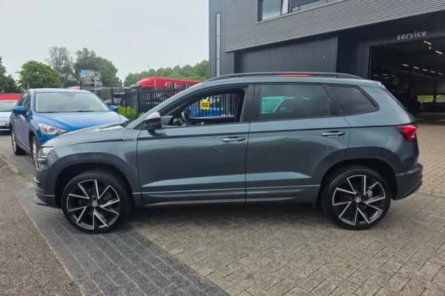 Škoda Karoq (2021) thumbnail 4