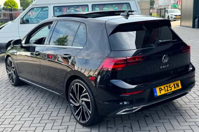 Volkswagen Golf (2020) thumbnail 6